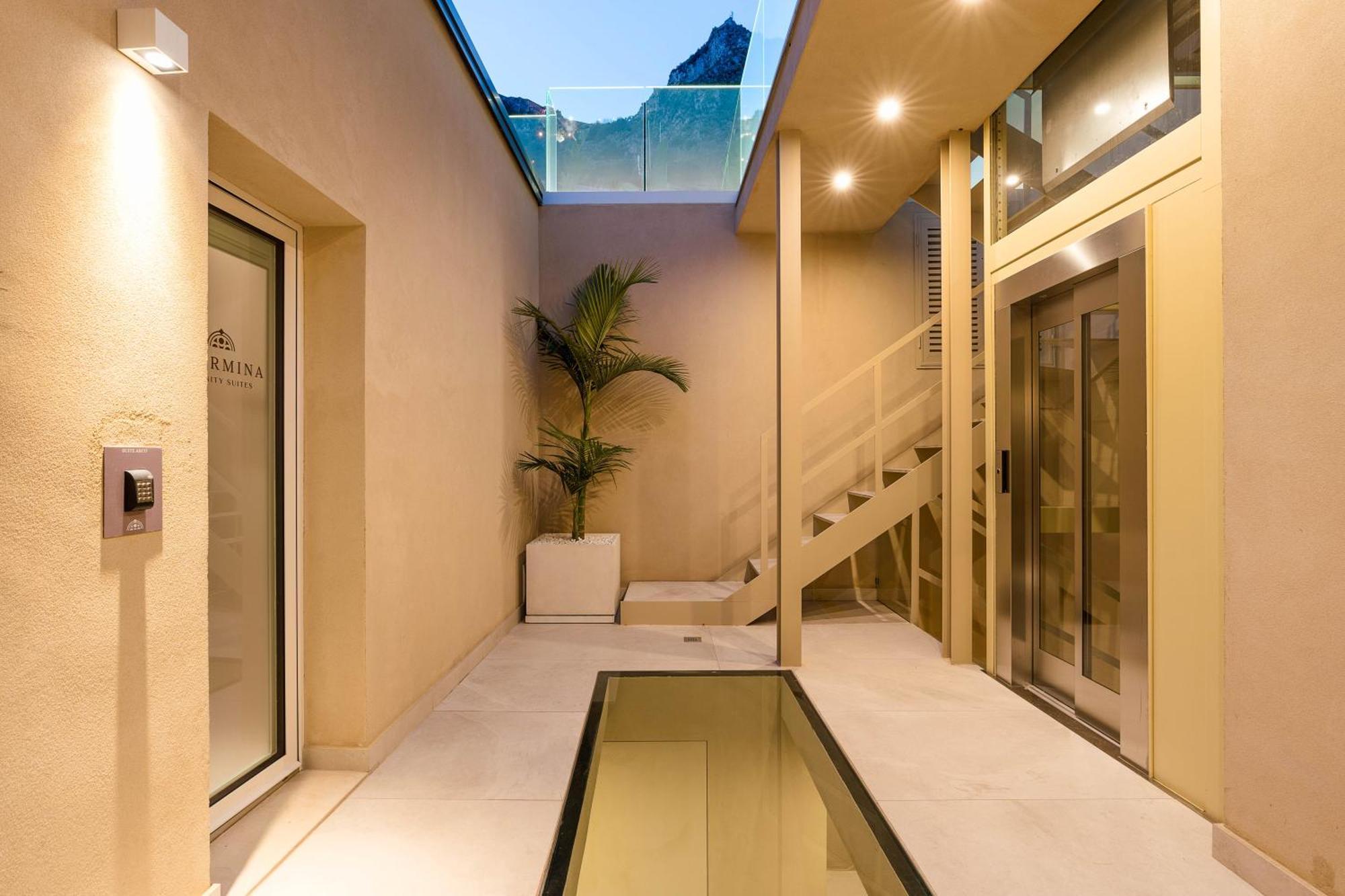 Taormina Infinity Suites Exterior photo